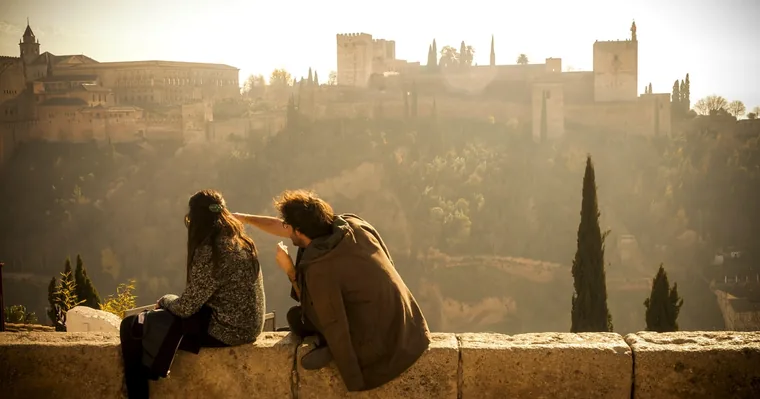 Granada: Alhambra, Cathedral, Royal Chapel and Albayzin Tour